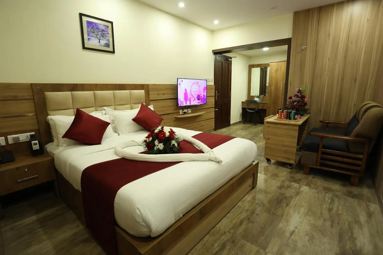 Balaji Regency Kanhangad Kannangad 3*,