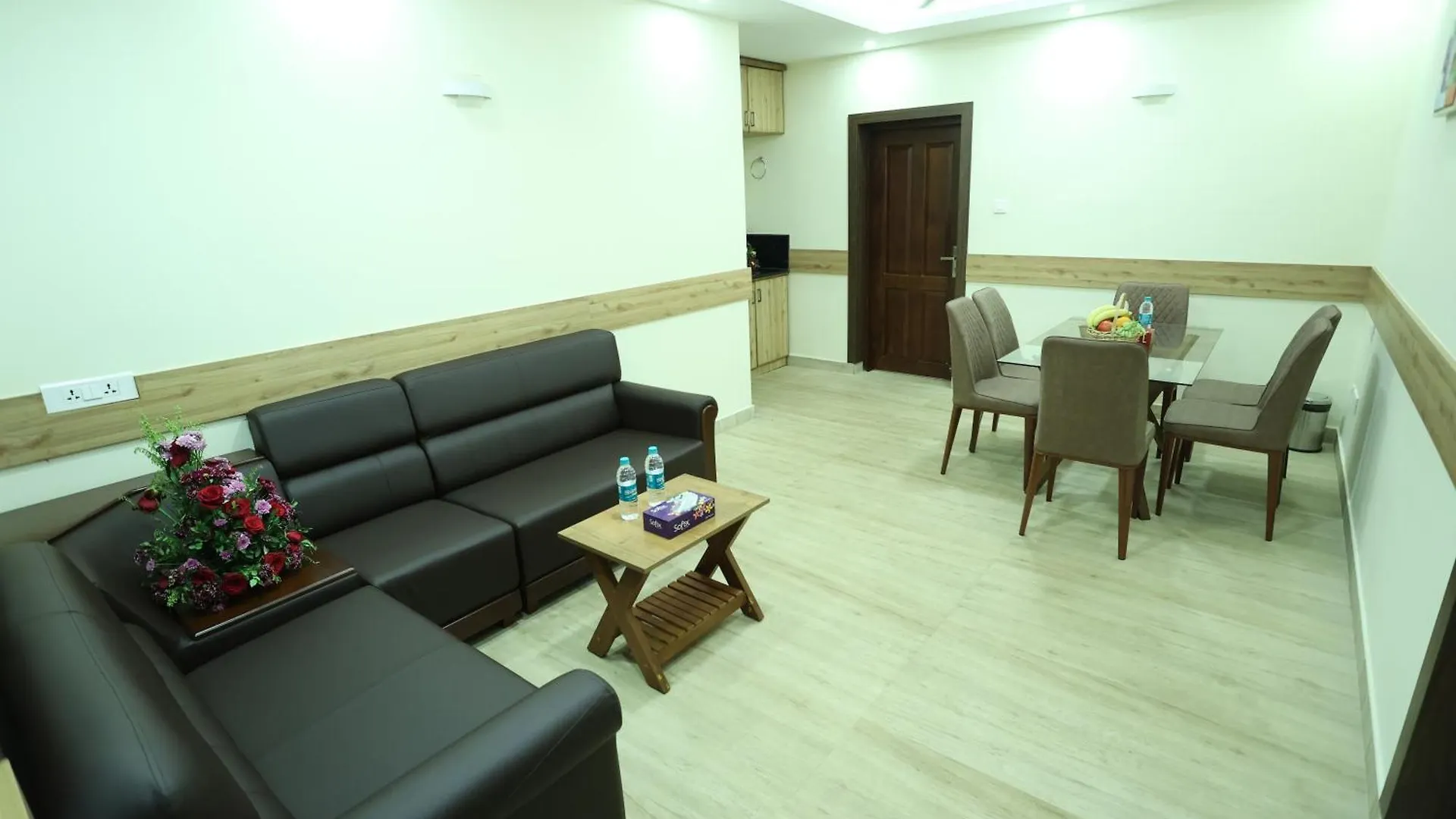 Balaji Regency Kanhangad Kannangad Hotel
