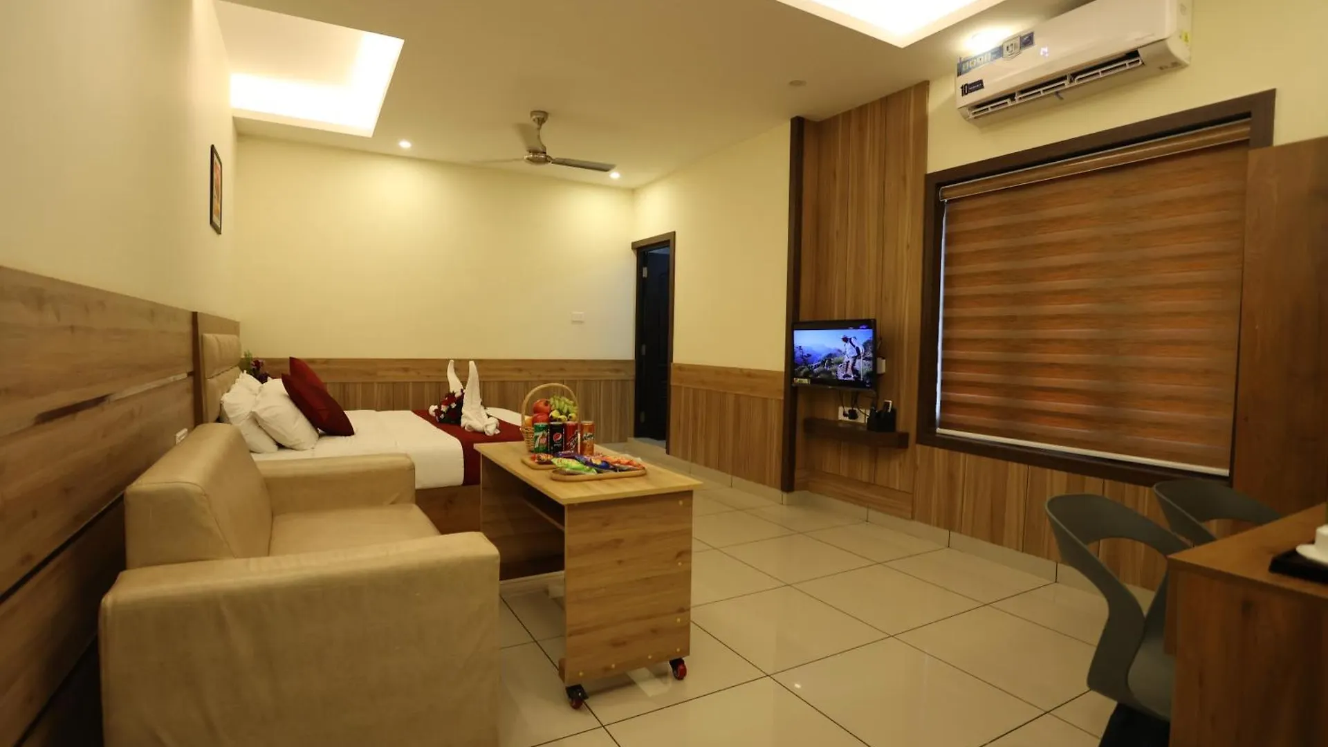 Hotel Balaji Regency Kanhangad Kannangad
