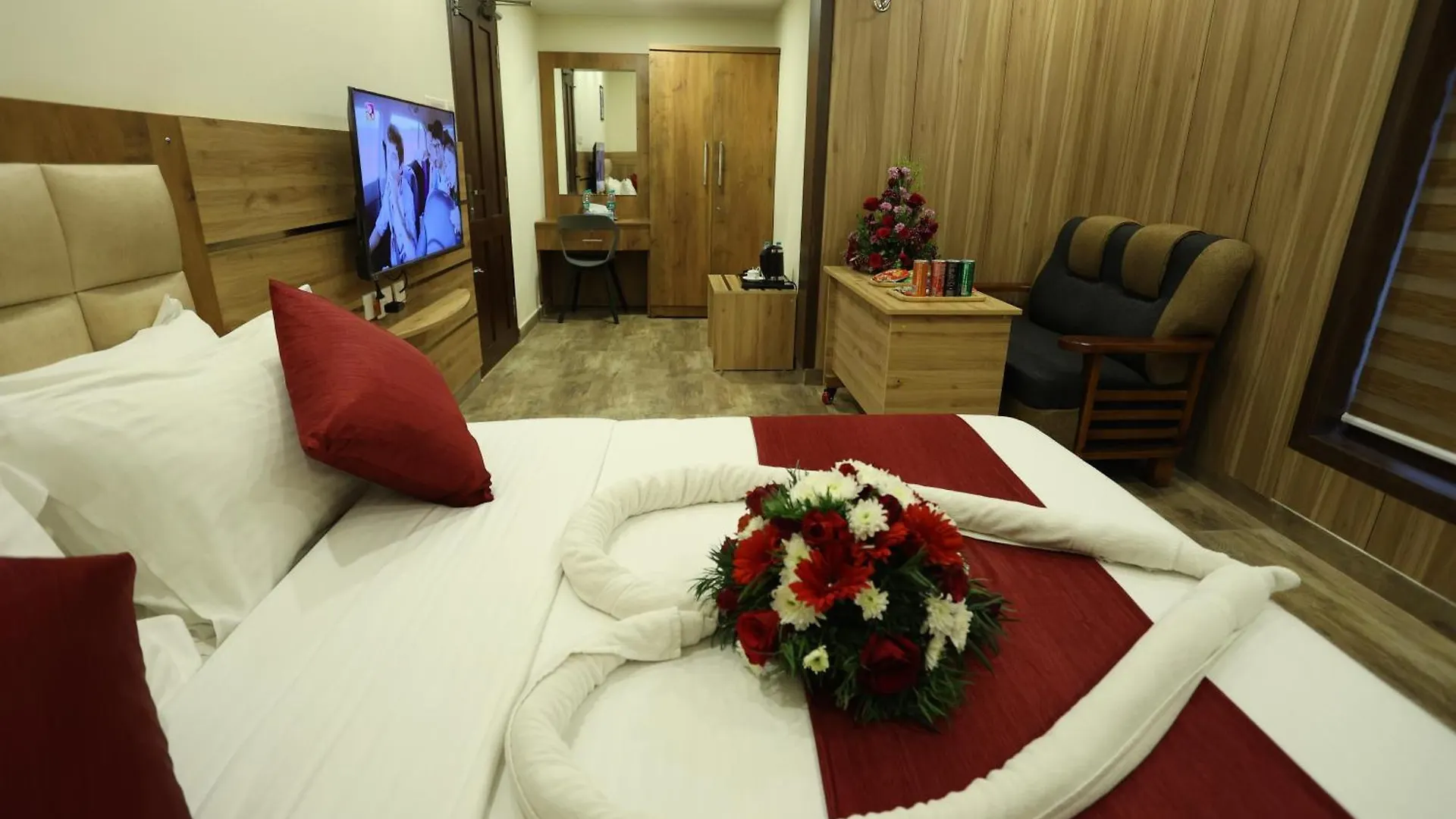 *** Hotel Balaji Regency Kanhangad Kannangad India